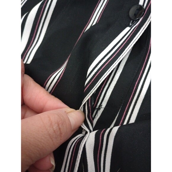 IZ Byer-Ladies Blouse-Black/White/pink striped V-Neck 3/4 Sleeve-w/Button SizeXS - Picture 7 of 12